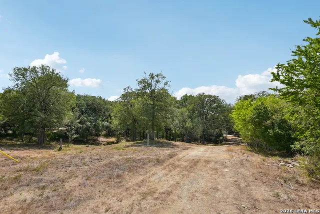 312 County Road 471 Gonzales, TX 78629