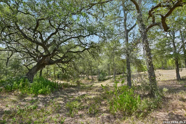312 County Road 471 Gonzales, TX 78629