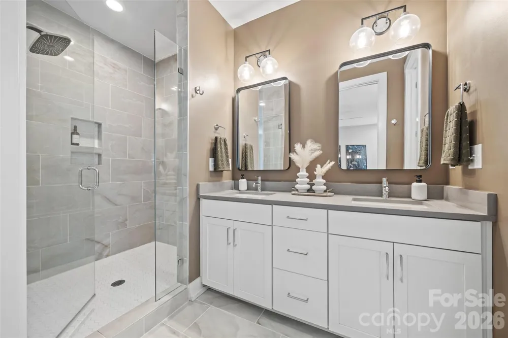 4017 Plaza Row Court Charlotte, NC 28205