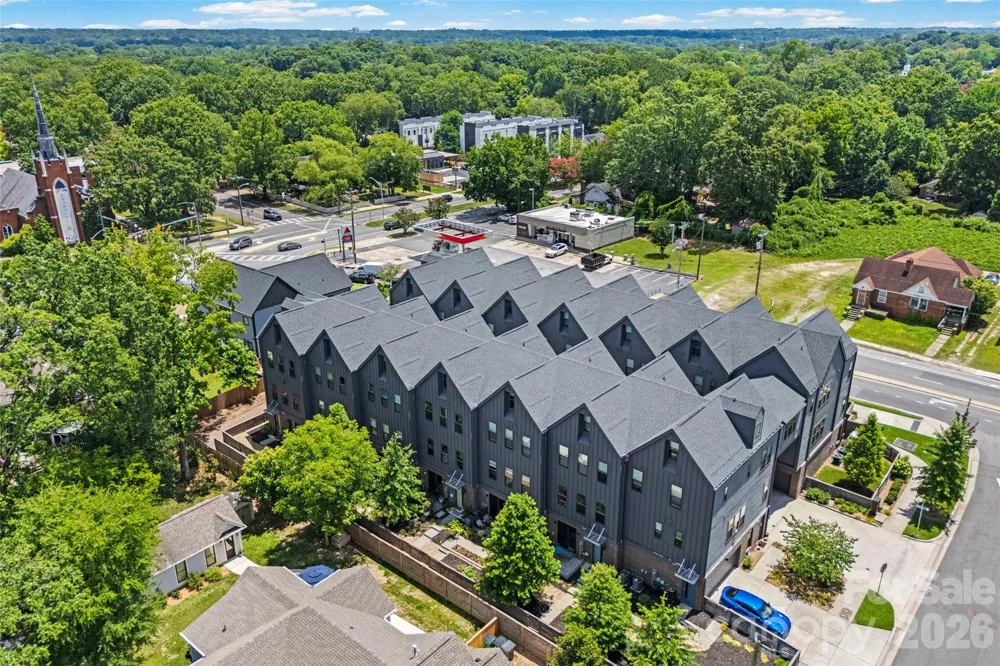 4017 Plaza Row Court Charlotte, NC 28205