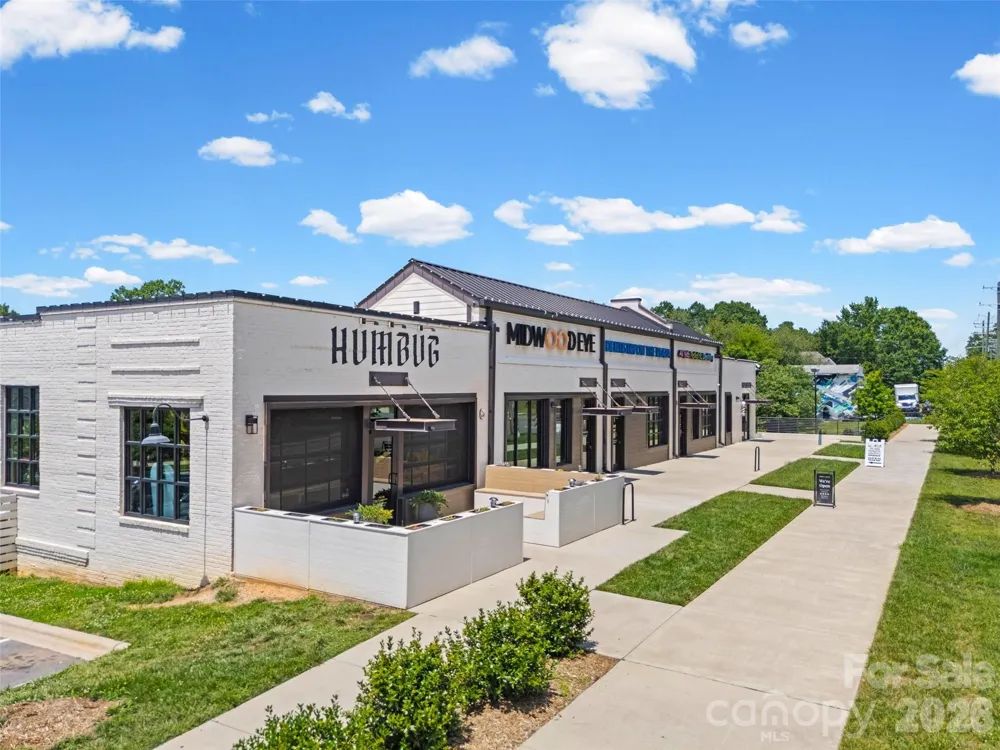 4017 Plaza Row Court Charlotte, NC 28205