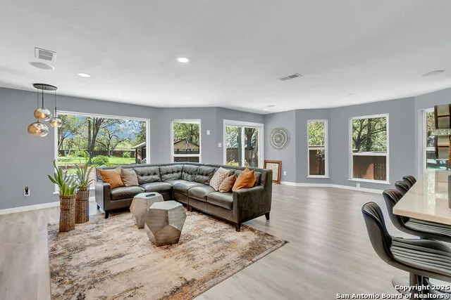 1038 MADELINE ST New Braunfels, TX 78132
