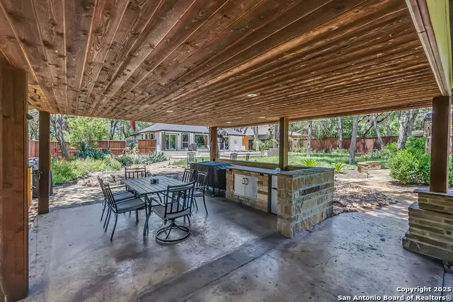1038 MADELINE ST New Braunfels, TX 78132