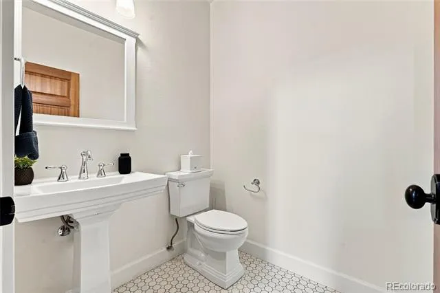 3226 Wyandot Street Denver, CO 80211