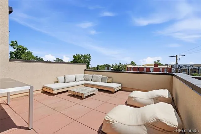3226 Wyandot Street Denver, CO 80211