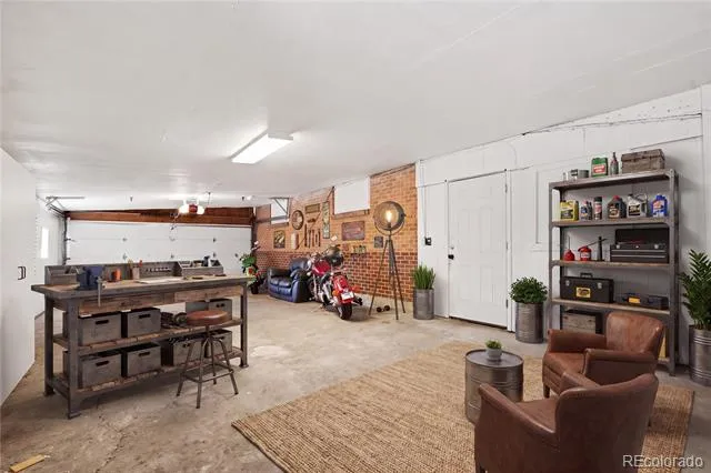 6910 Ruth Way Denver, CO 80221