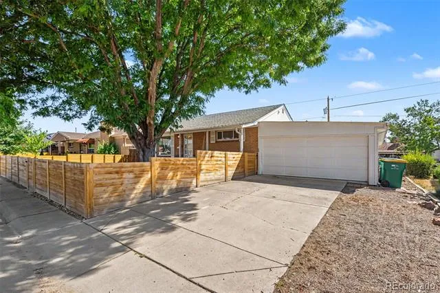 6910 Ruth Way Denver, CO 80221