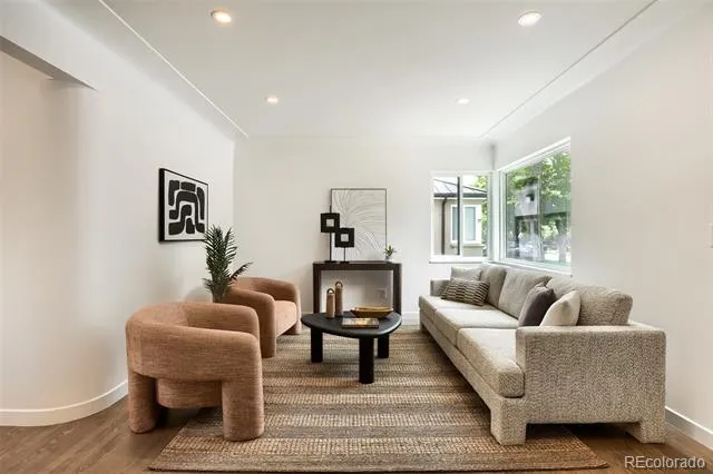 940 Magnolia Street Denver, CO 80220
