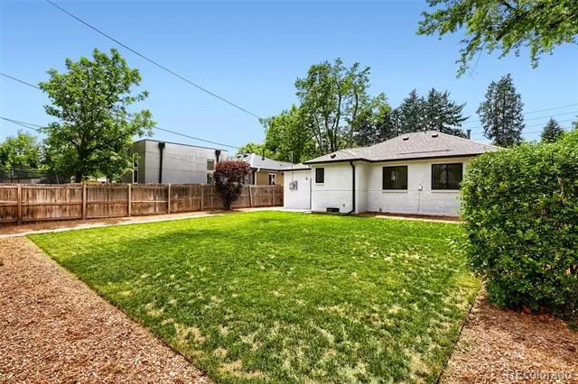 940 Magnolia Street Denver, CO 80220