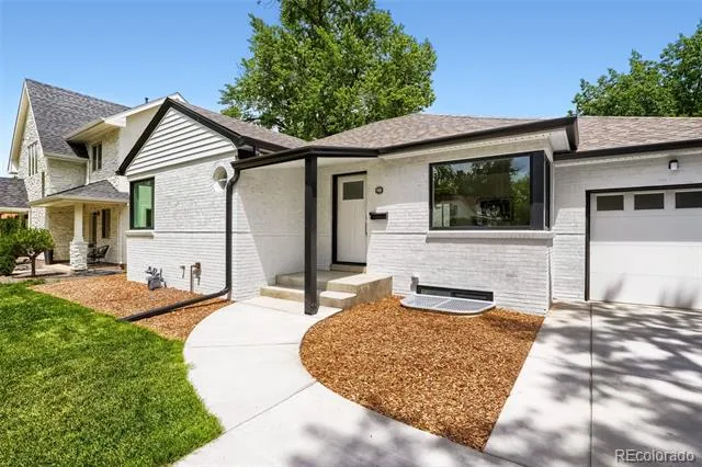 940 Magnolia Street Denver, CO 80220