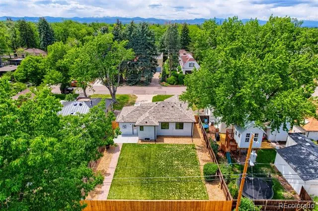 940 Magnolia Street Denver, CO 80220