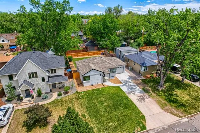 940 Magnolia Street Denver, CO 80220