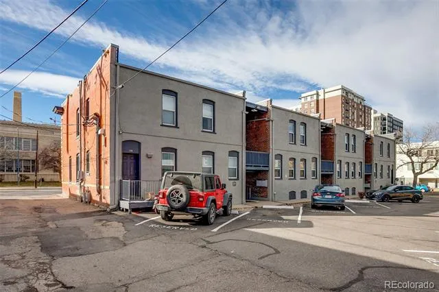 2306 Glenarm #206 Denver, CO 80205