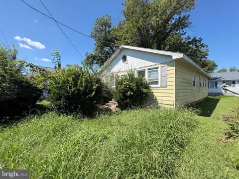 703 HIGH STREET