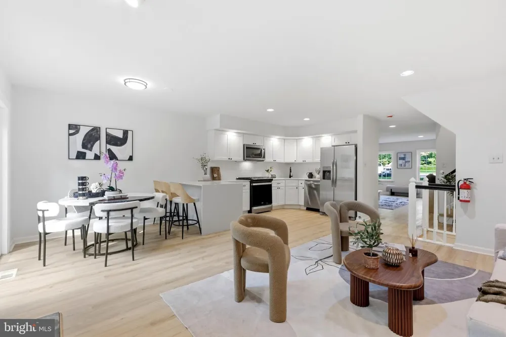 206 GEORGETOWNE COURT Royersford, PA 19468