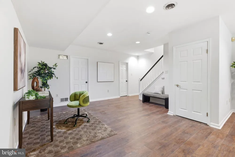 206 GEORGETOWNE COURT Royersford, PA 19468
