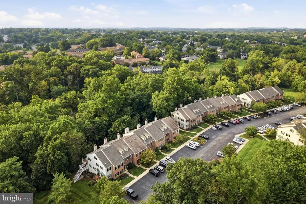 206 GEORGETOWNE COURT Royersford, PA 19468