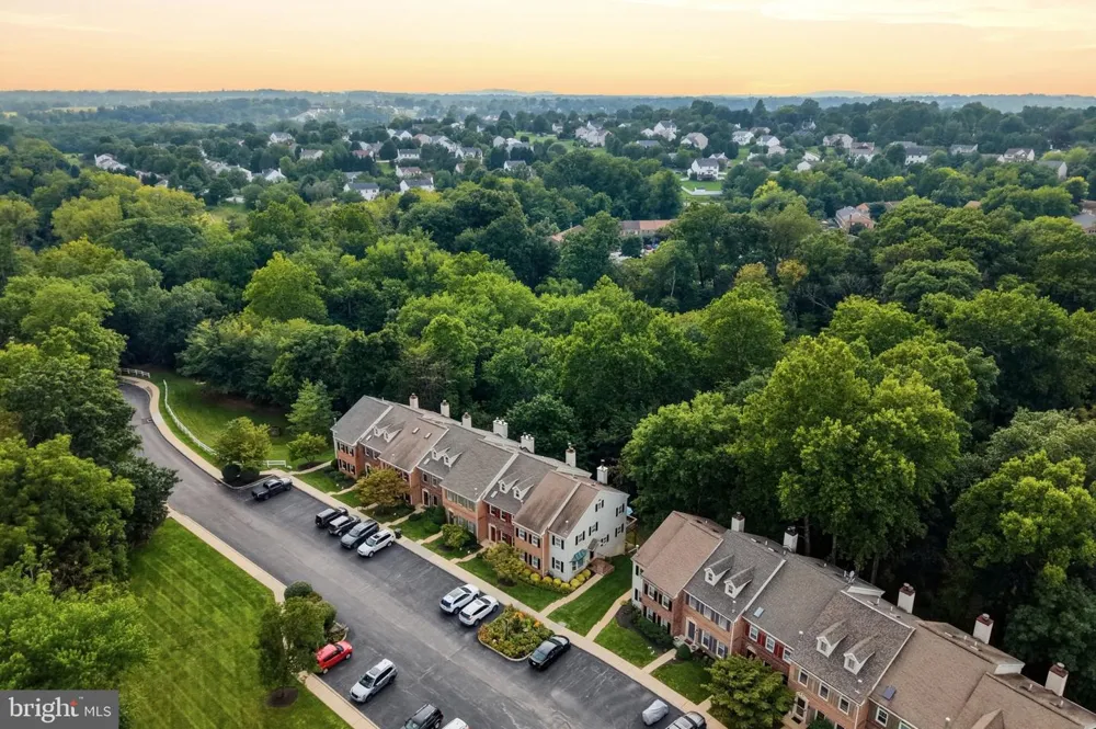 206 GEORGETOWNE COURT Royersford, PA 19468