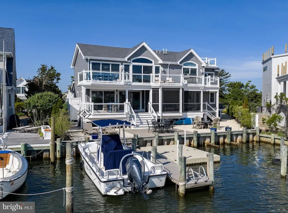 45 BUCKINGHAM AVENUE Harvey Cedars, NJ 08008
