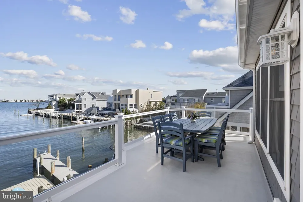 45 BUCKINGHAM AVENUE Harvey Cedars, NJ 08008