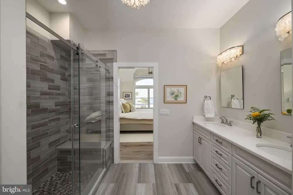 45 BUCKINGHAM AVENUE Harvey Cedars, NJ 08008