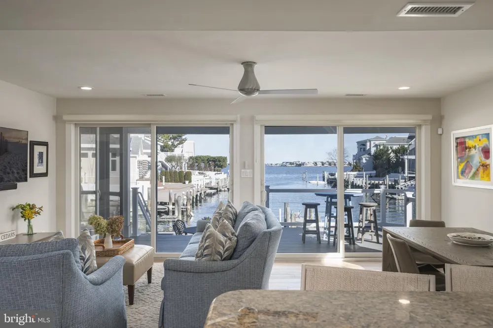 45 BUCKINGHAM AVENUE Harvey Cedars, NJ 08008
