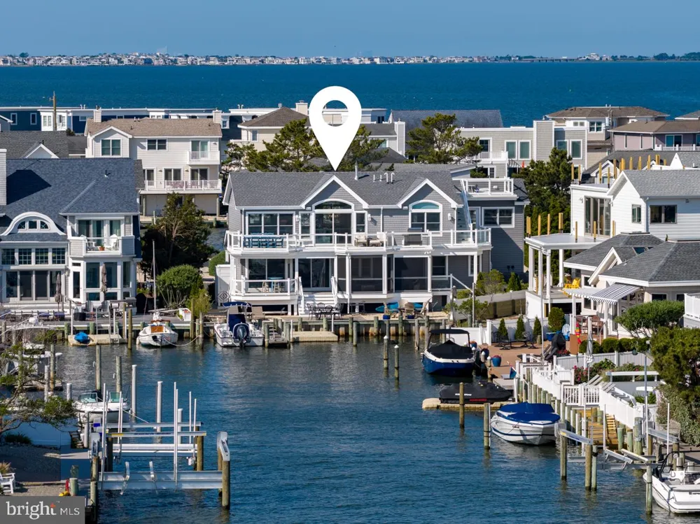 45 BUCKINGHAM AVENUE Harvey Cedars, NJ 08008