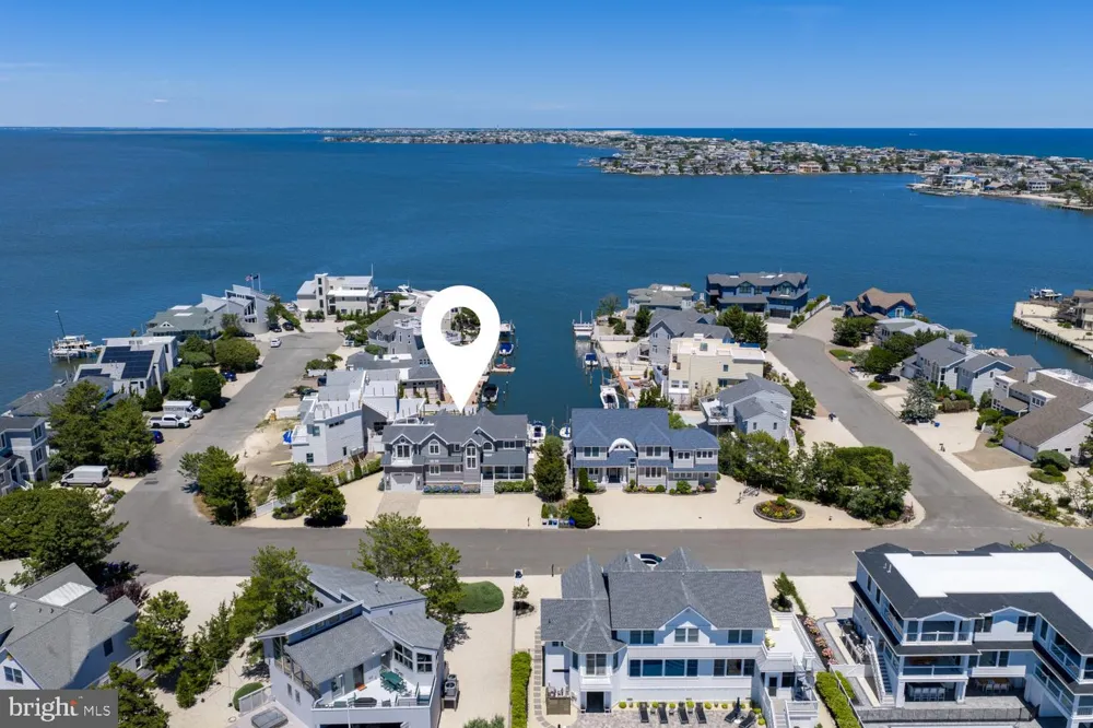 45 BUCKINGHAM AVENUE Harvey Cedars, NJ 08008