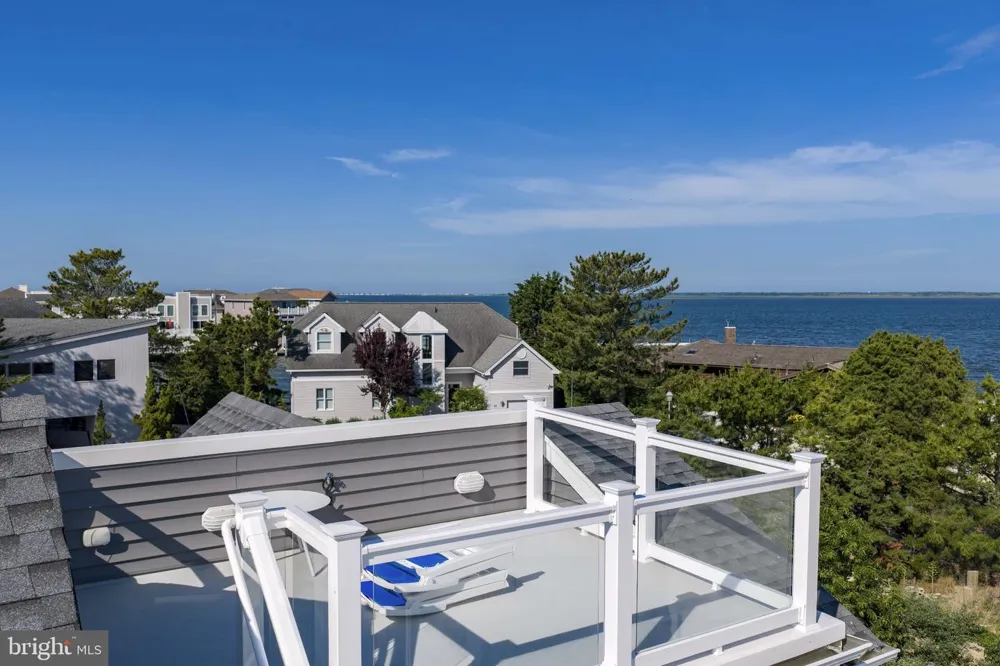45 BUCKINGHAM AVENUE Harvey Cedars, NJ 08008