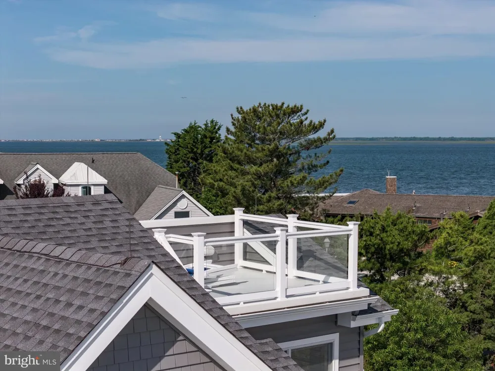 45 BUCKINGHAM AVENUE Harvey Cedars, NJ 08008