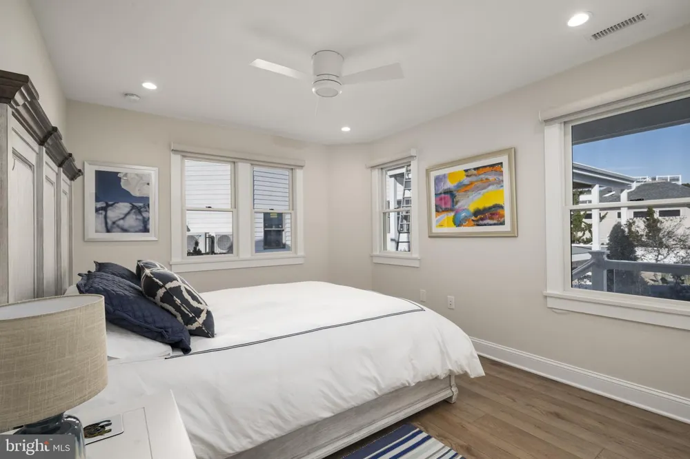 45 BUCKINGHAM AVENUE Harvey Cedars, NJ 08008