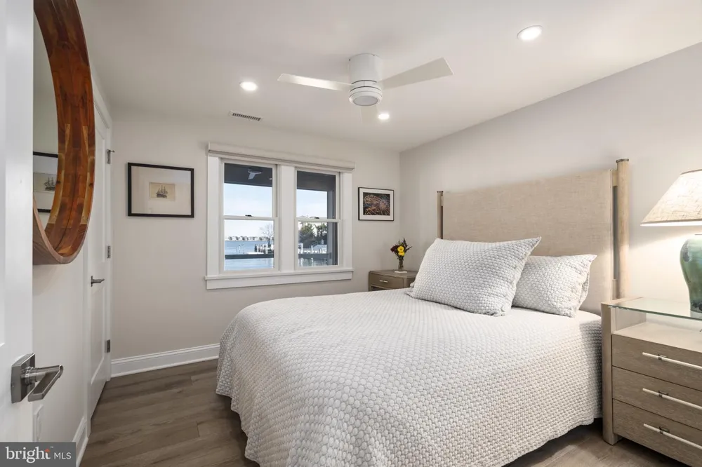 45 BUCKINGHAM AVENUE Harvey Cedars, NJ 08008