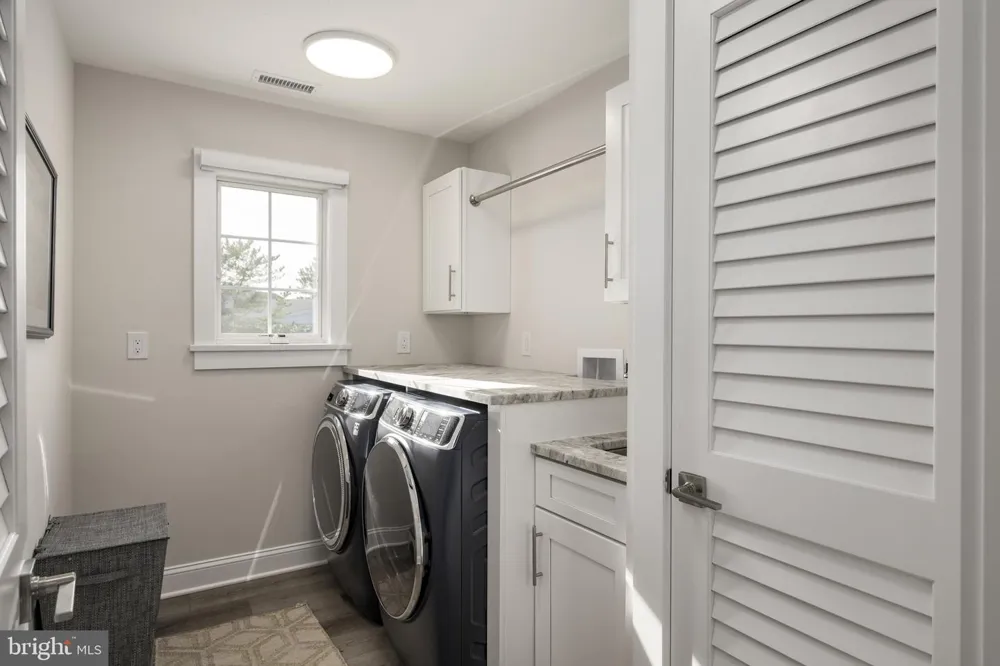 45 BUCKINGHAM AVENUE Harvey Cedars, NJ 08008