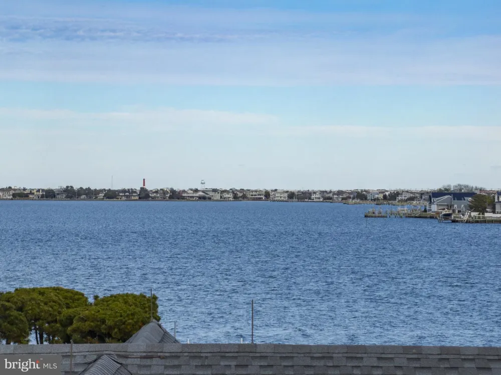 45 BUCKINGHAM AVENUE Harvey Cedars, NJ 08008