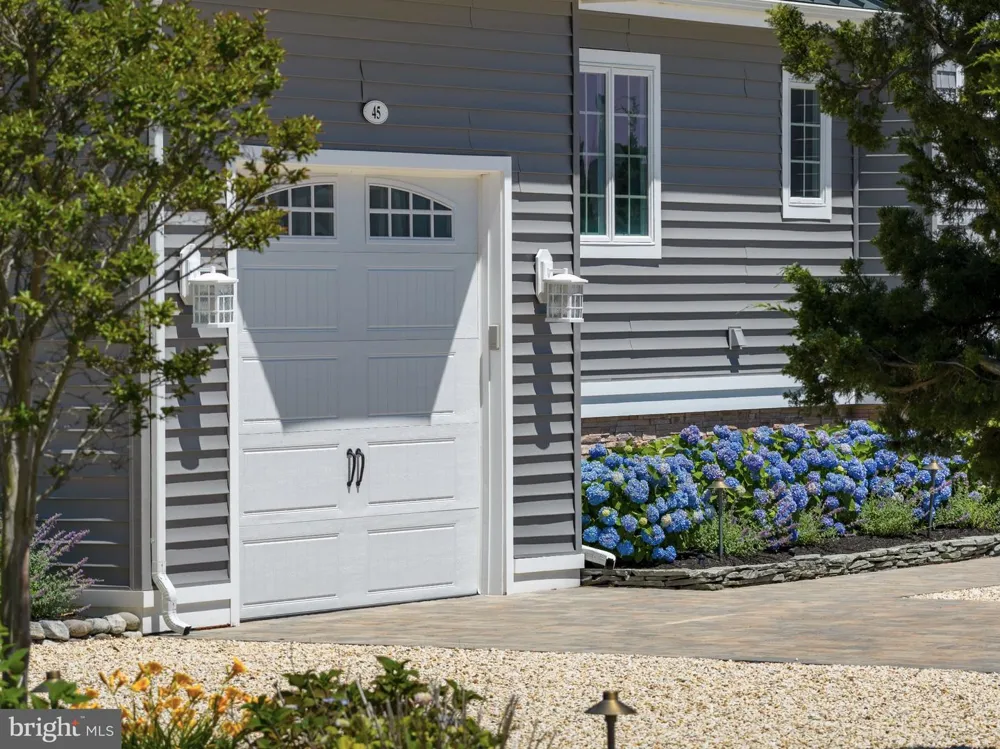 45 BUCKINGHAM AVENUE Harvey Cedars, NJ 08008
