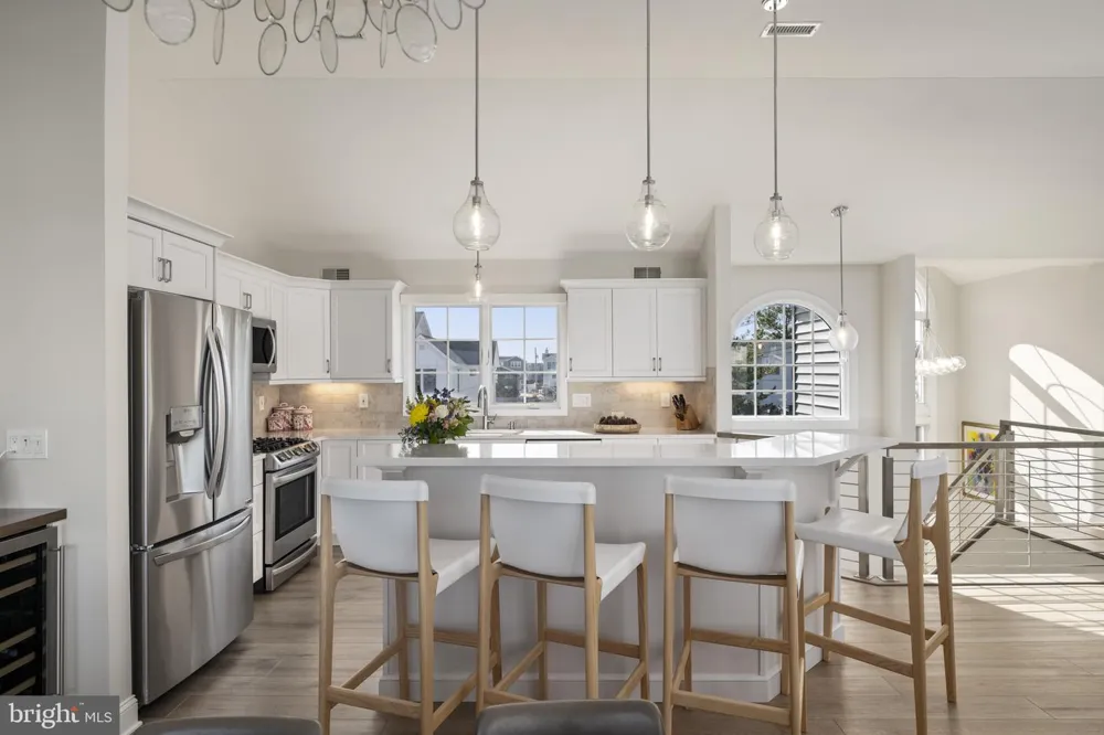 45 BUCKINGHAM AVENUE Harvey Cedars, NJ 08008