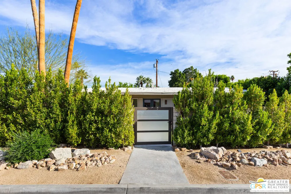 530 Calle Rolph Palm Springs, CA 92262