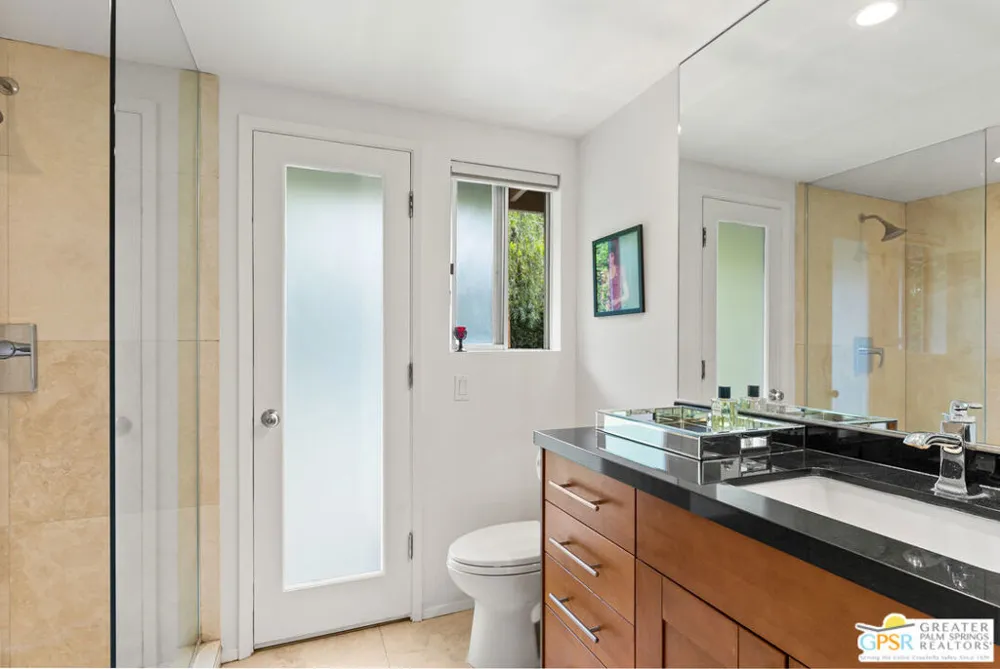530 Calle Rolph Palm Springs, CA 92262
