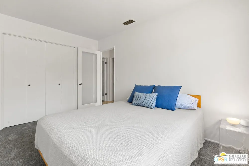 530 Calle Rolph Palm Springs, CA 92262