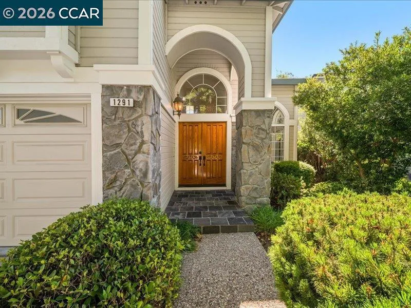 1291 Stoney Creek Dr San Ramon, CA 94582