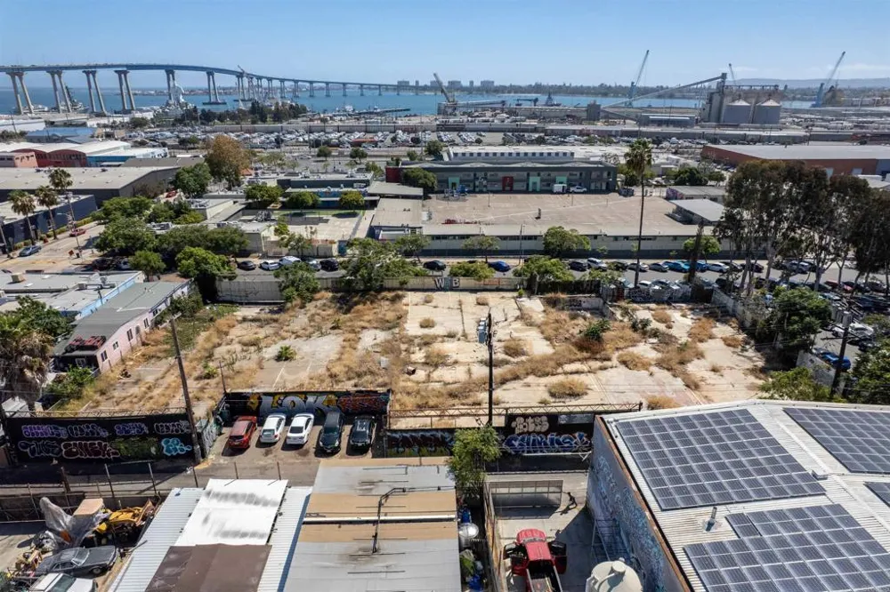 1746 Newton Avenue San Diego, CA 92113