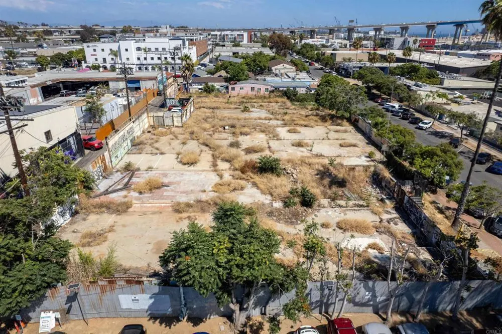 1746 Newton Avenue San Diego, CA 92113