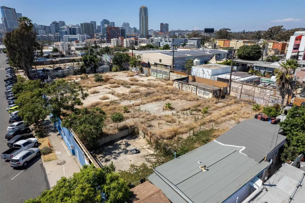1746 Newton Avenue San Diego, CA 92113