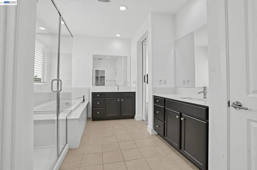 18511 Maynell Dr Lathrop, CA 95330