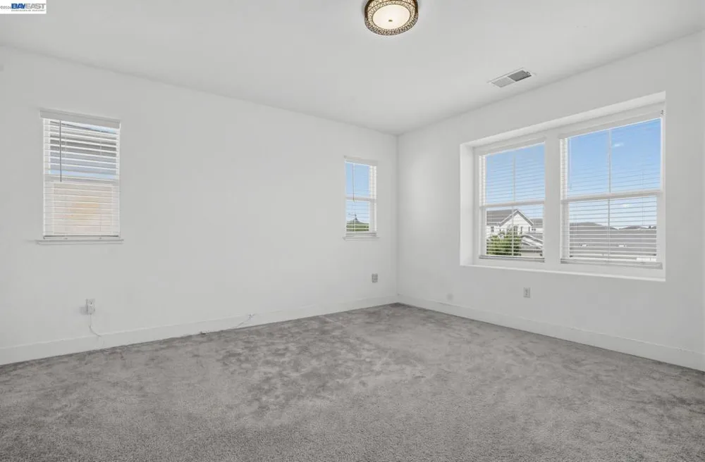 18511 Maynell Dr Lathrop, CA 95330