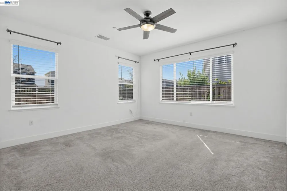 18511 Maynell Dr Lathrop, CA 95330