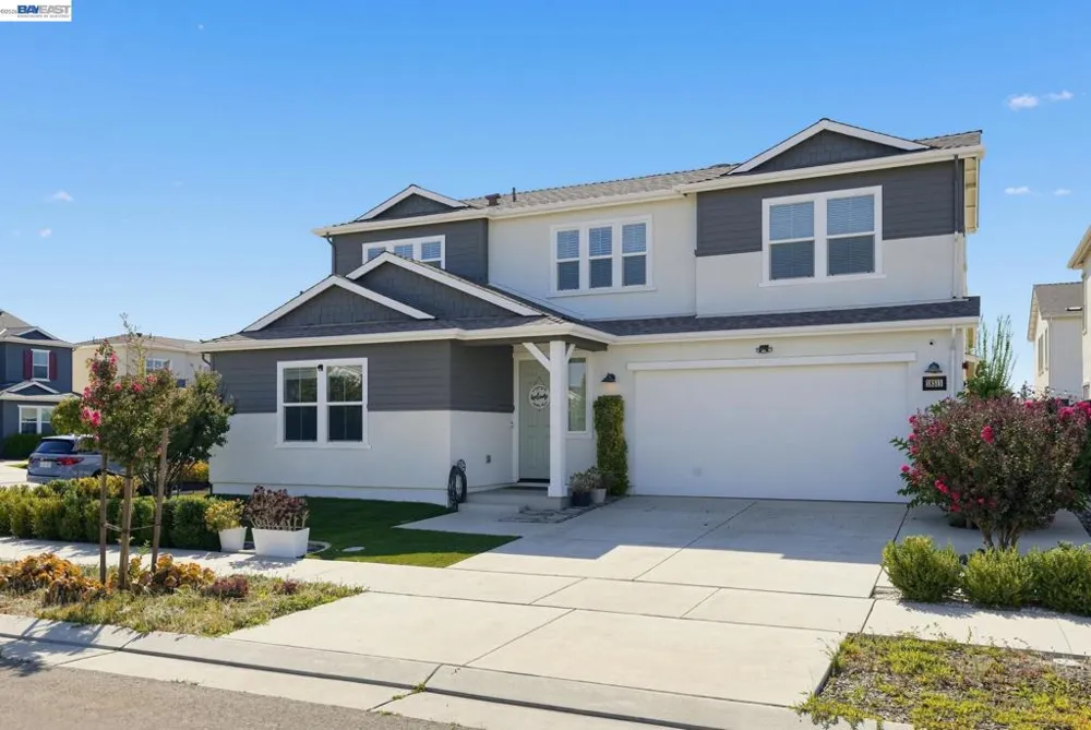 18511 Maynell Dr Lathrop, CA 95330