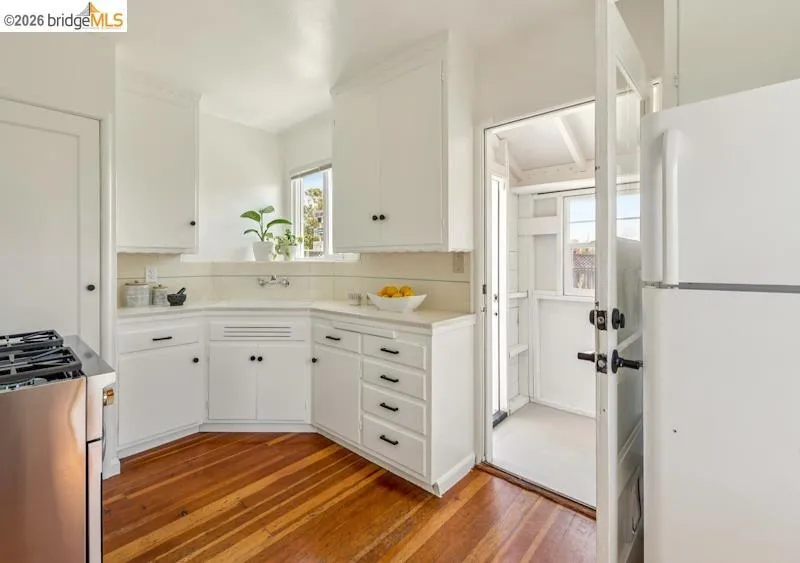 6030 Avila St El Cerrito, CA 94530