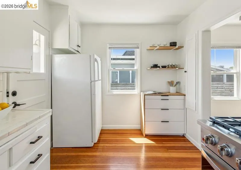 6030 Avila St El Cerrito, CA 94530