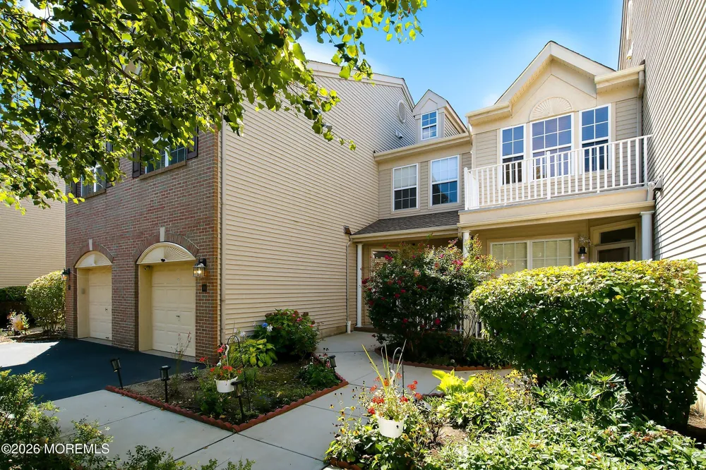 90 Banyan Boulevard Holmdel, NJ 07733